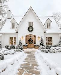 Winter curb appeal for homes on the market
